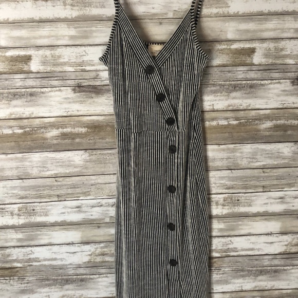 Dress - Picture 1 of 1